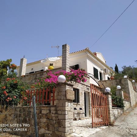 Villa Loulaki Magazia Paxi Arvanitakeika Kültér fotó